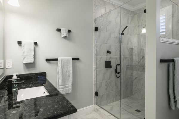 Cost of Granite Shower Installation in Youngstown